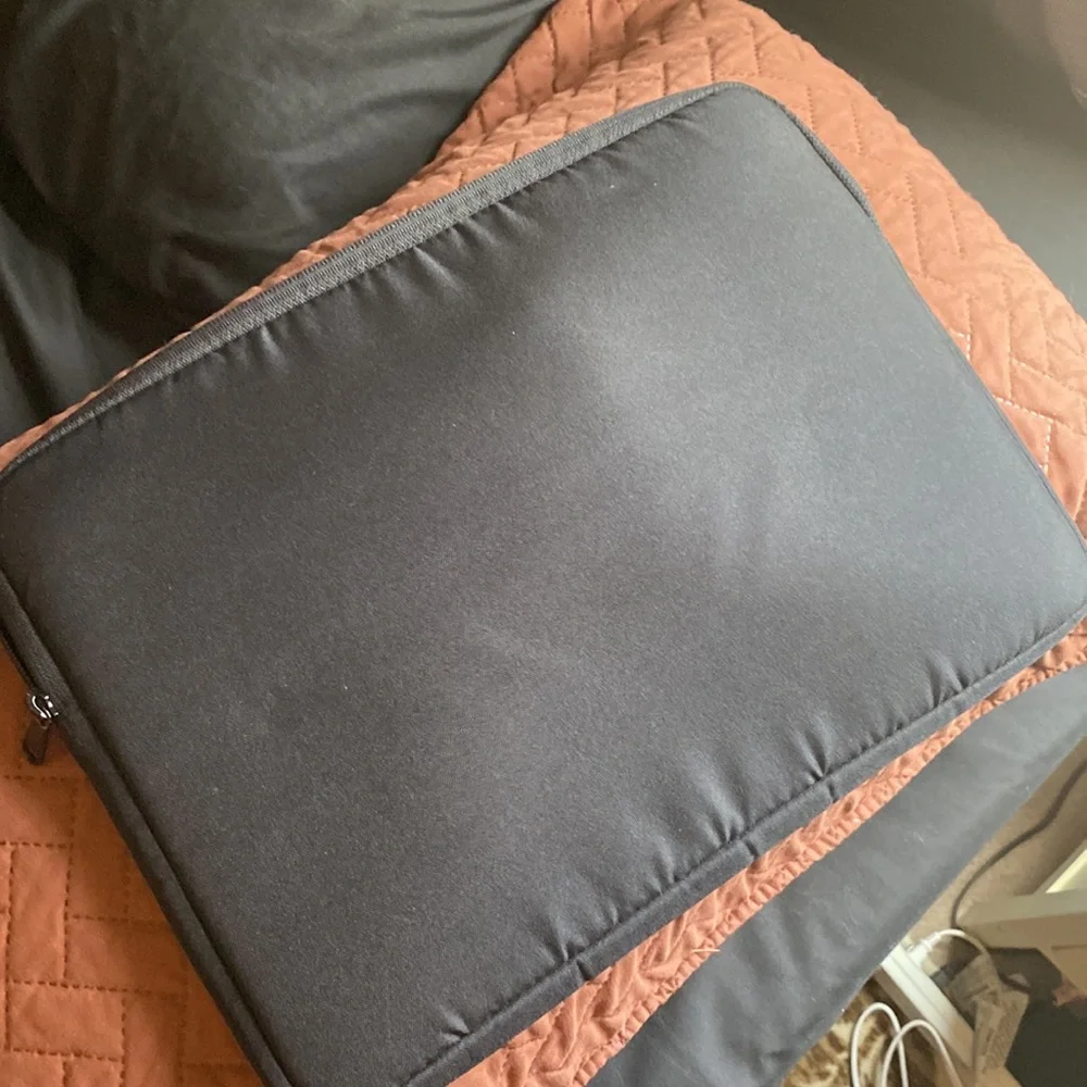 Purple Marble Laptop Sleeve (12.5 inch x 9 inch)